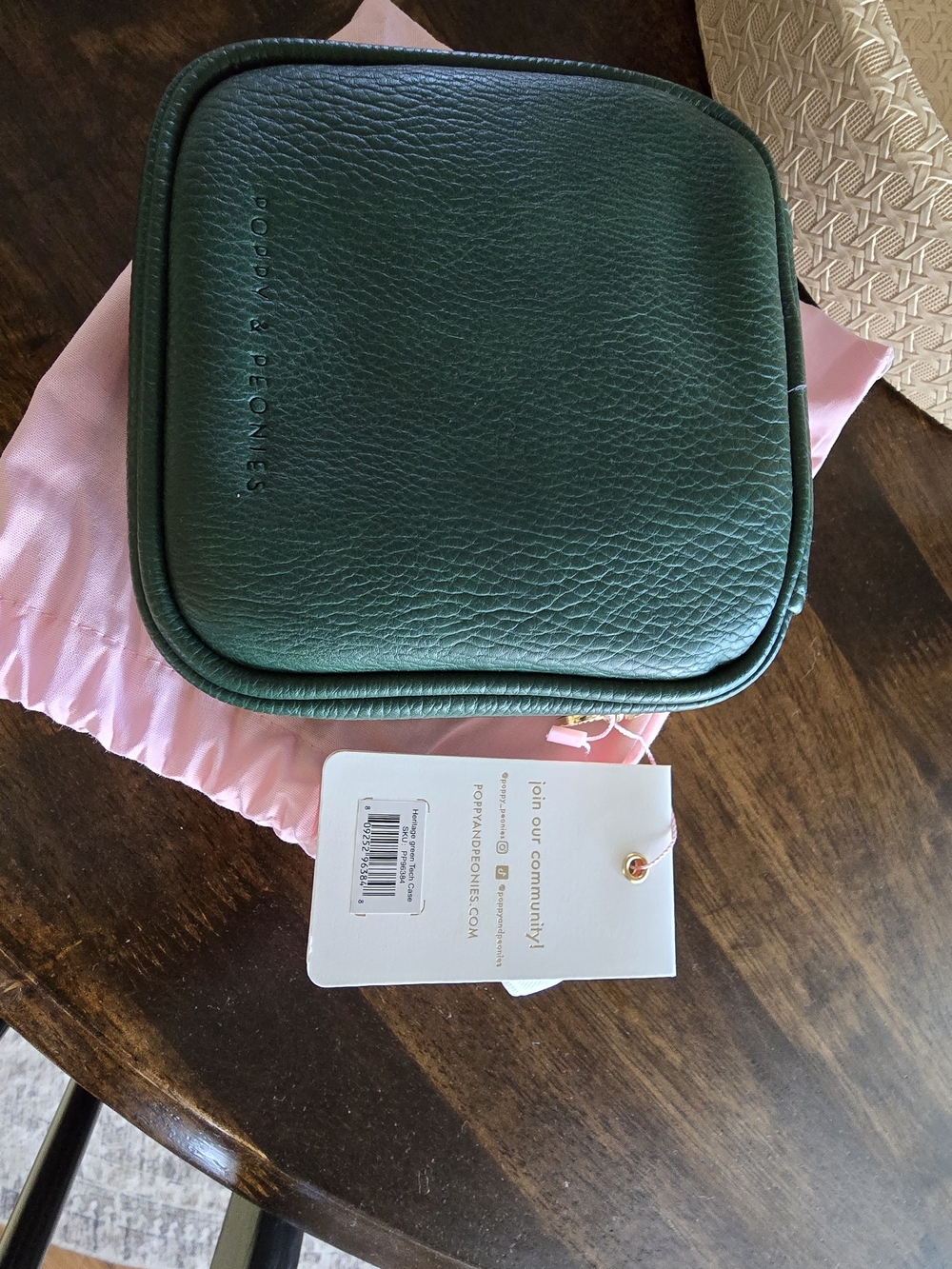 Poppy And Peonies Heritage Green Tech Case BNWT